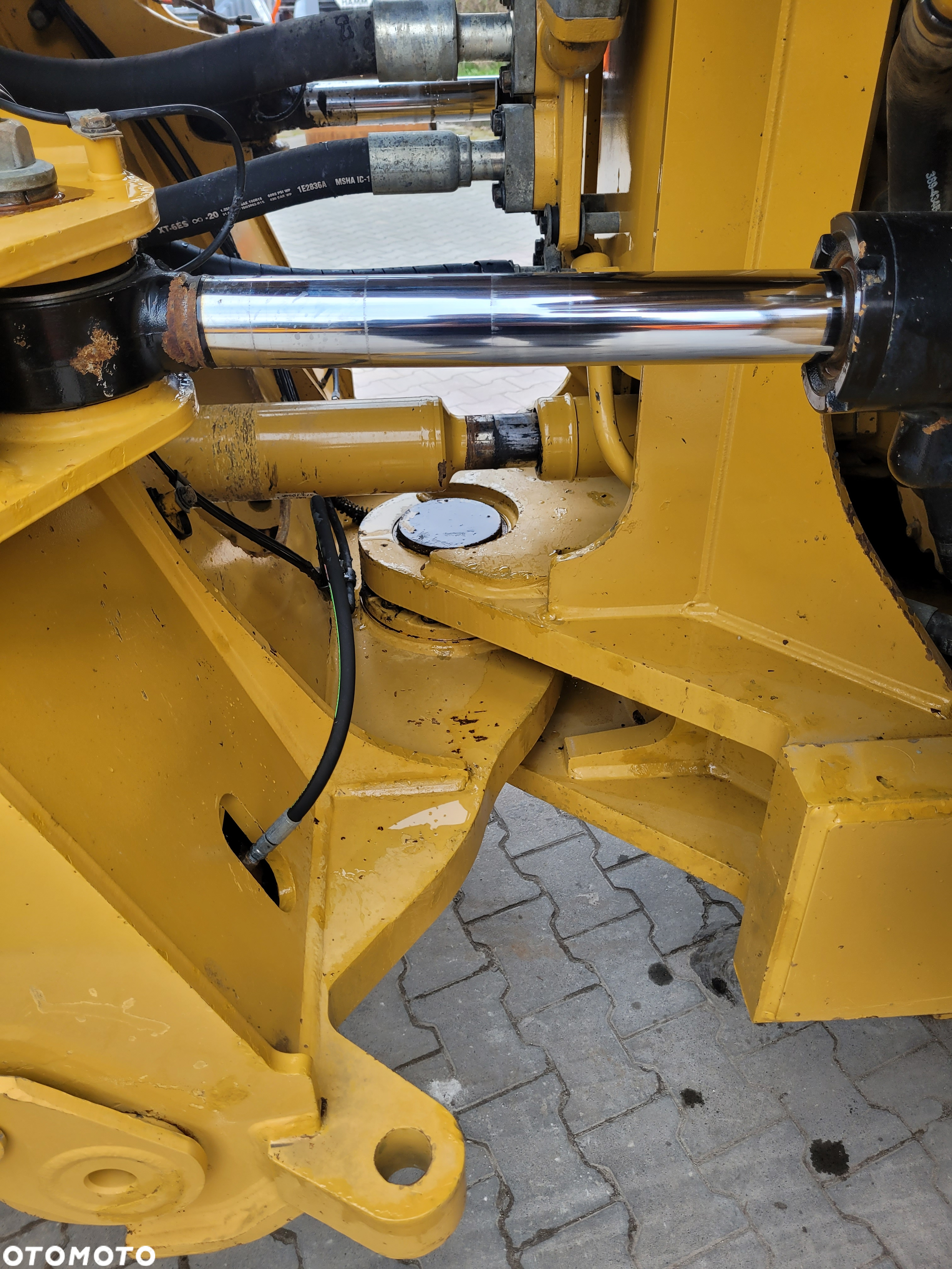 Caterpillar 982 M - 16