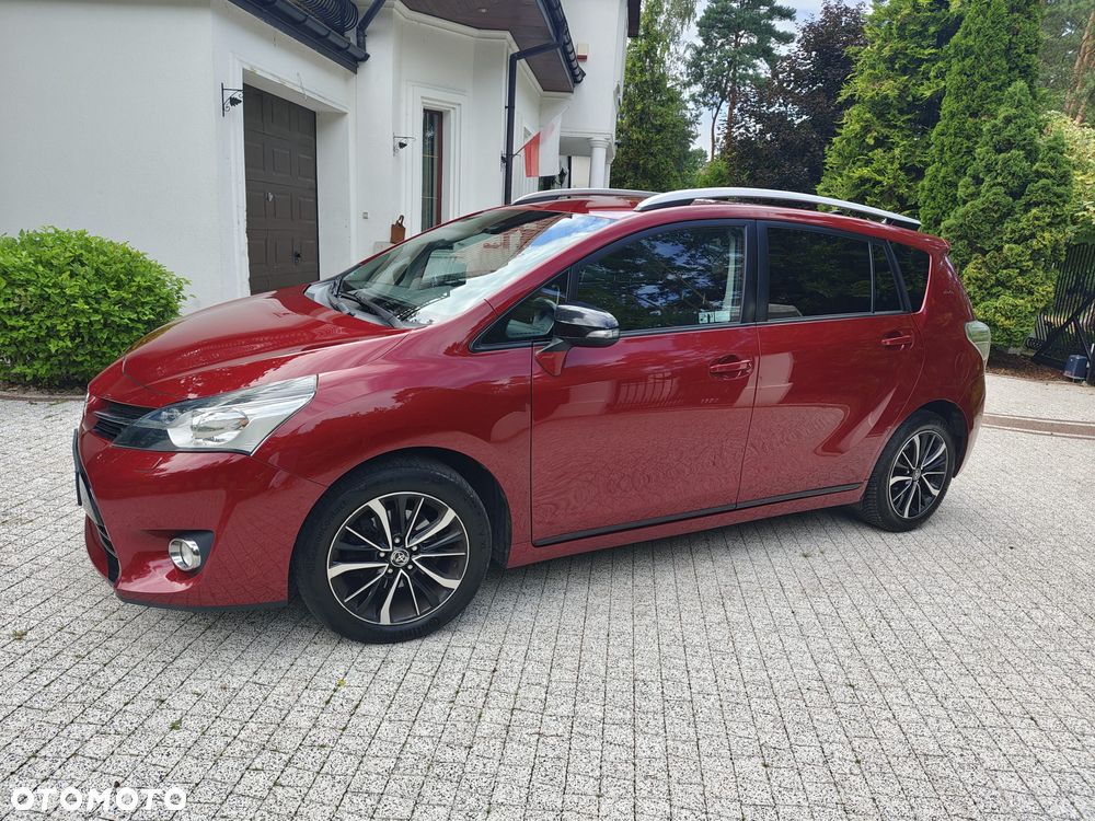 Toyota Verso - 1