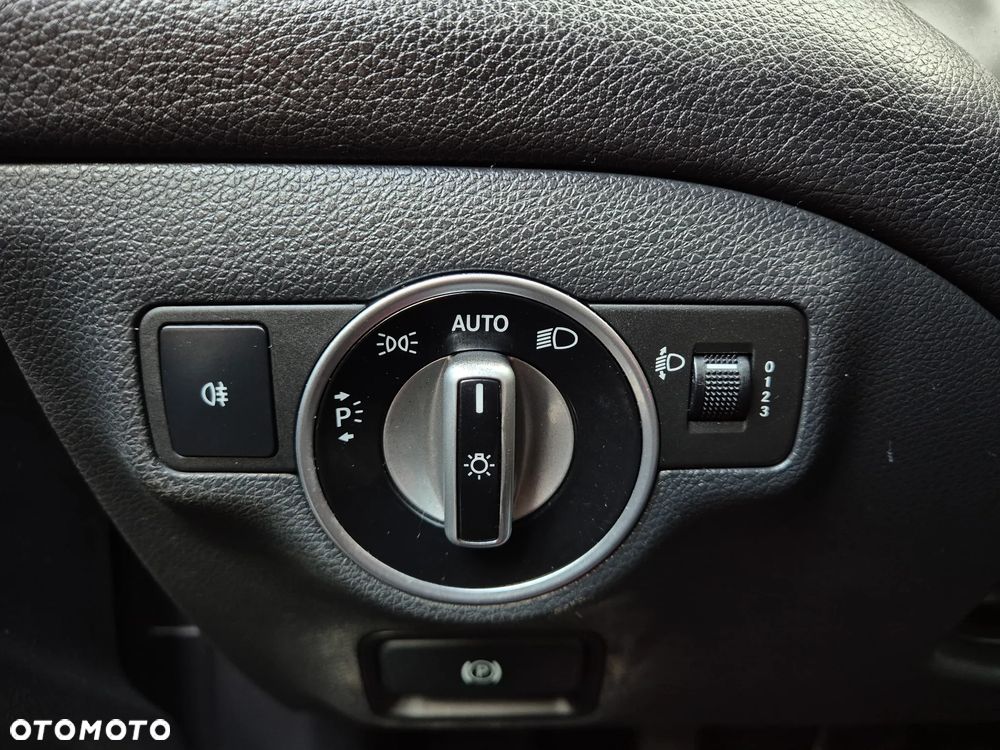 Mercedes-Benz CLA - 15