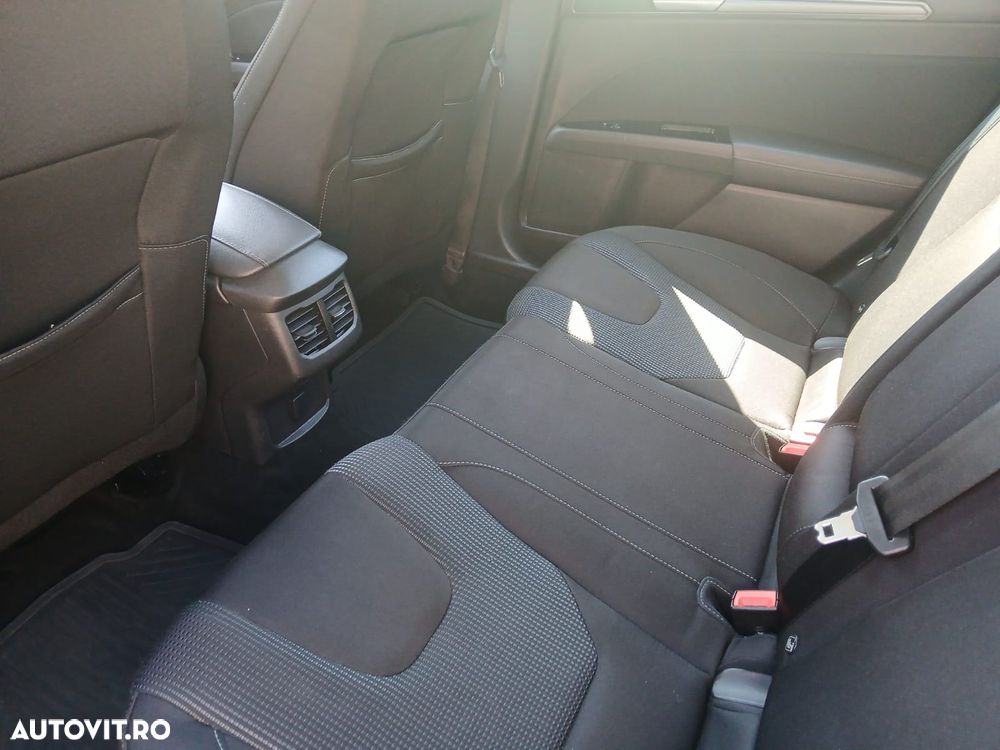 Ford Mondeo - 5