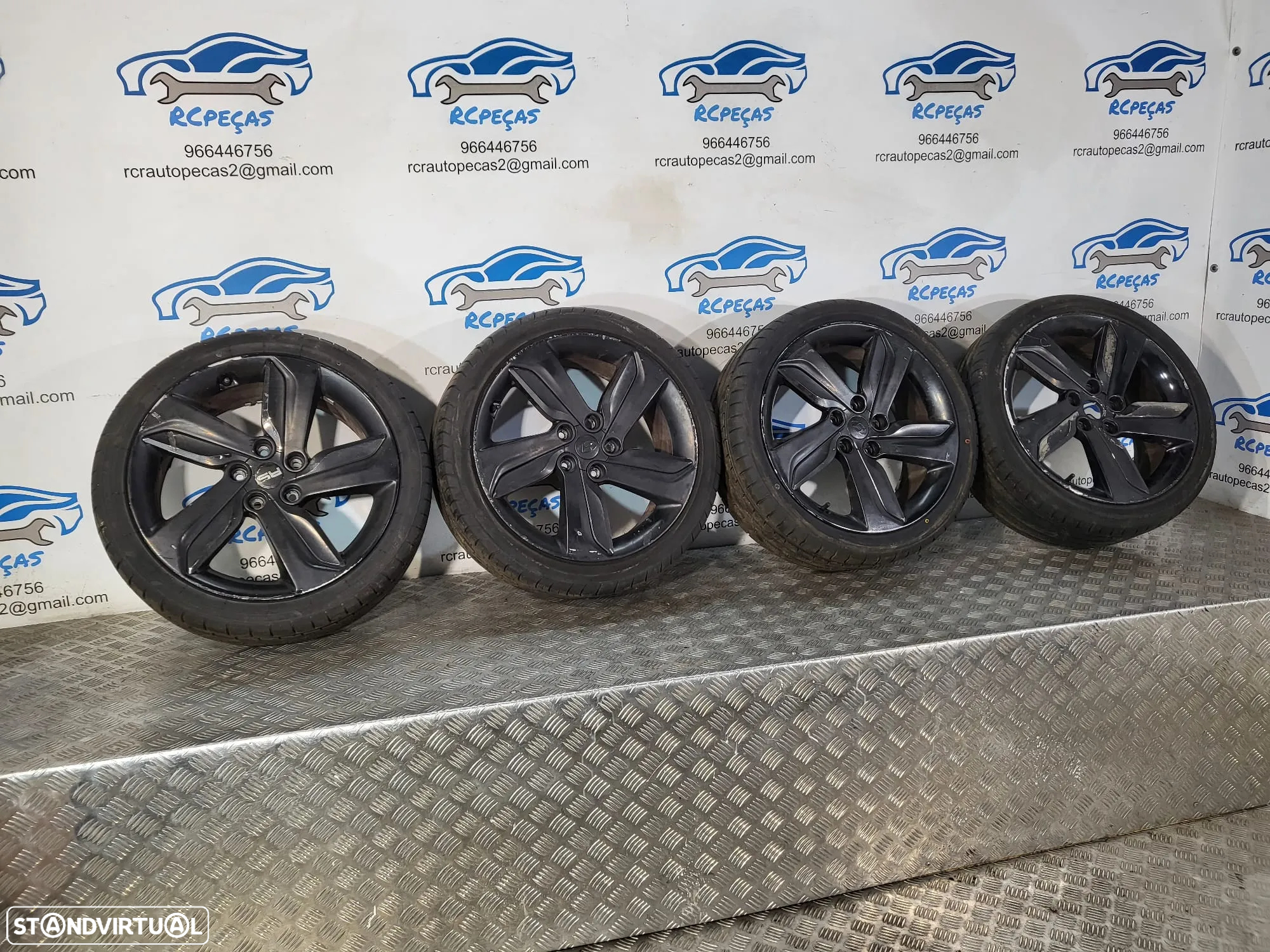 Conjunto Jantes 18 Originais Hyundai Veloster Turbo ET49 7.5J 5x114 52910-2V350 - 2