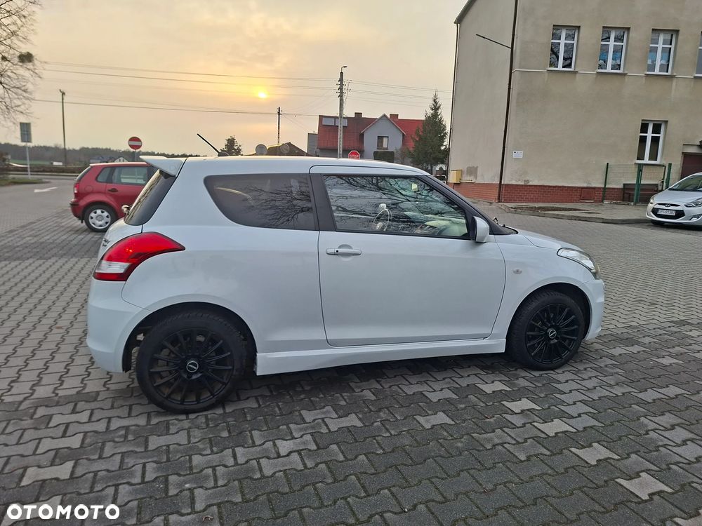Suzuki Swift 1.6 Sport - 8