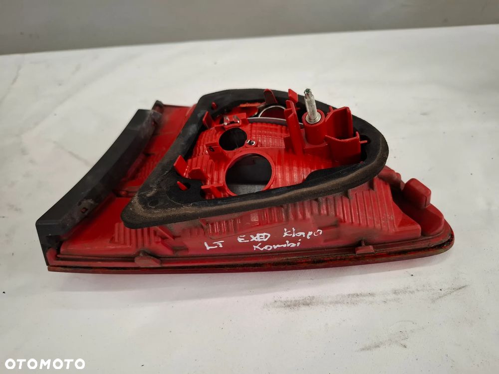 Lampa Tył Tylna Klapa Lewa/Prawa Seat Exeo Kombi 3R9 - 17