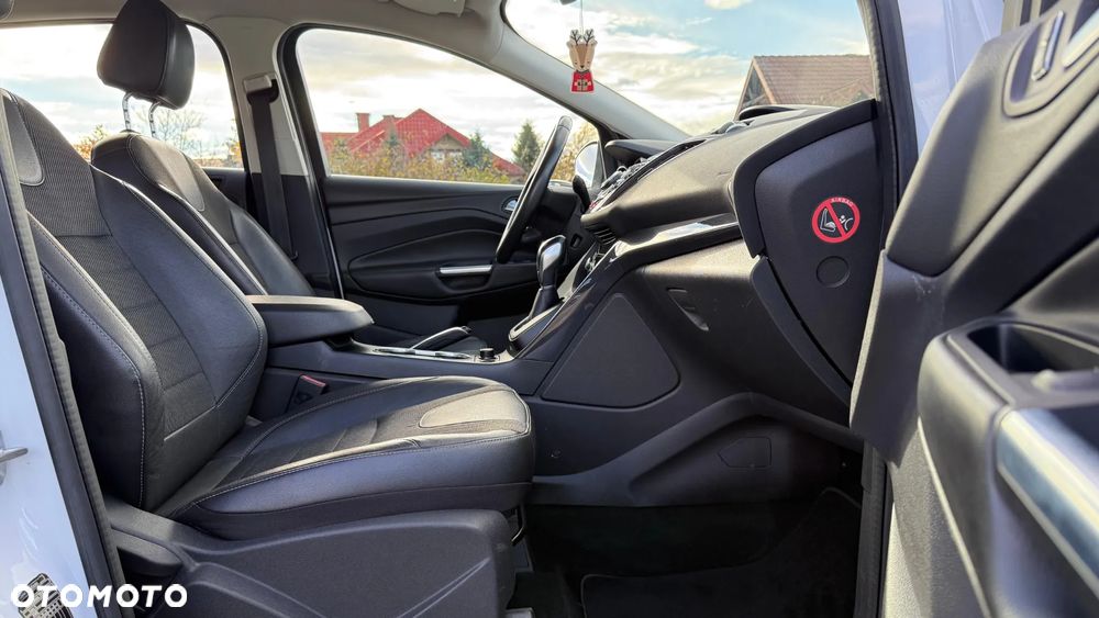 Ford Kuga 2.0 TDCi 4WD Titanium Plus - 30