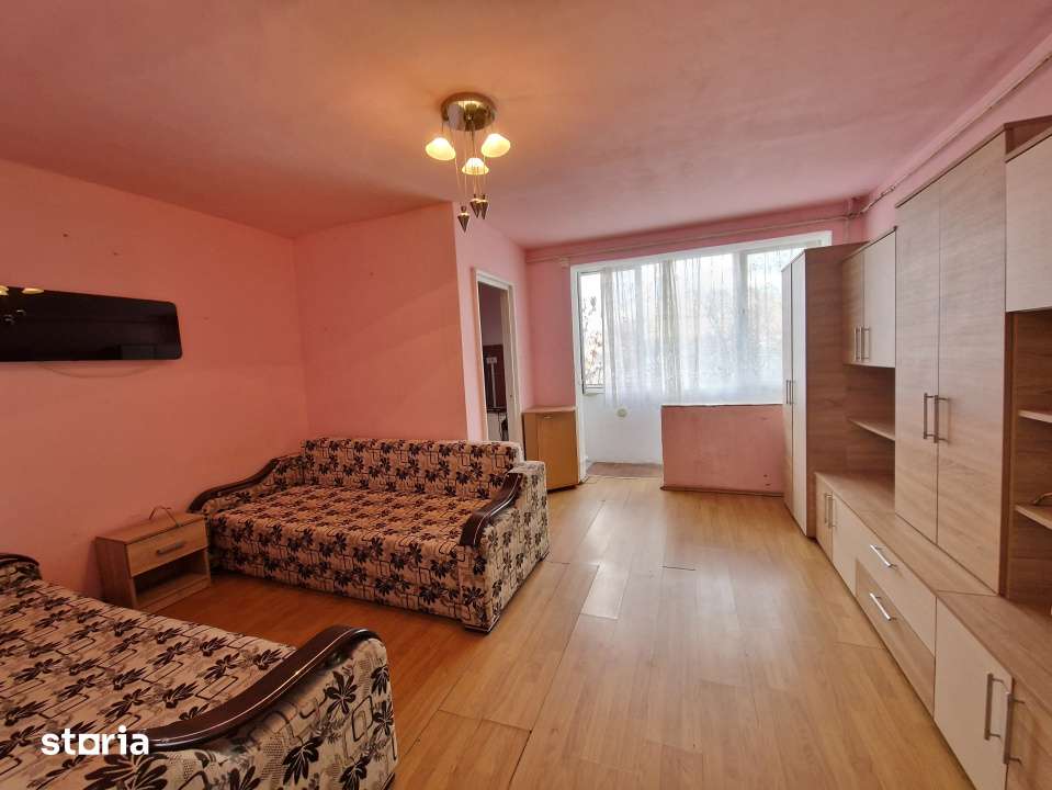 Garsoniera 30 mp – Etaj 2 – Luminisului - Imagine principală: 2/8