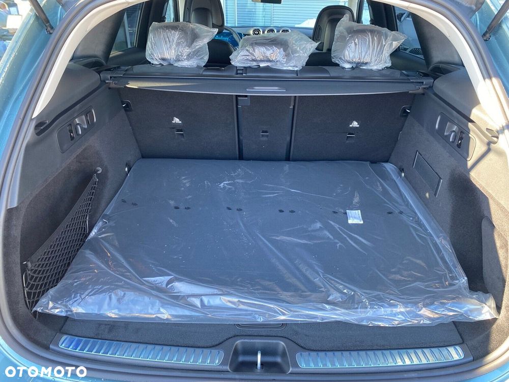 Mercedes-Benz GLC - 24