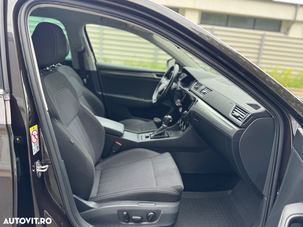 Skoda Superb 2.0 TDI DSG Style - 9