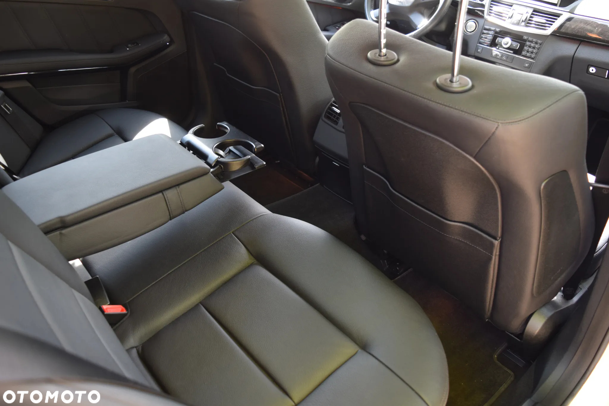Mercedes-Benz Klasa E 350 4-Matic Avantgarde - 32