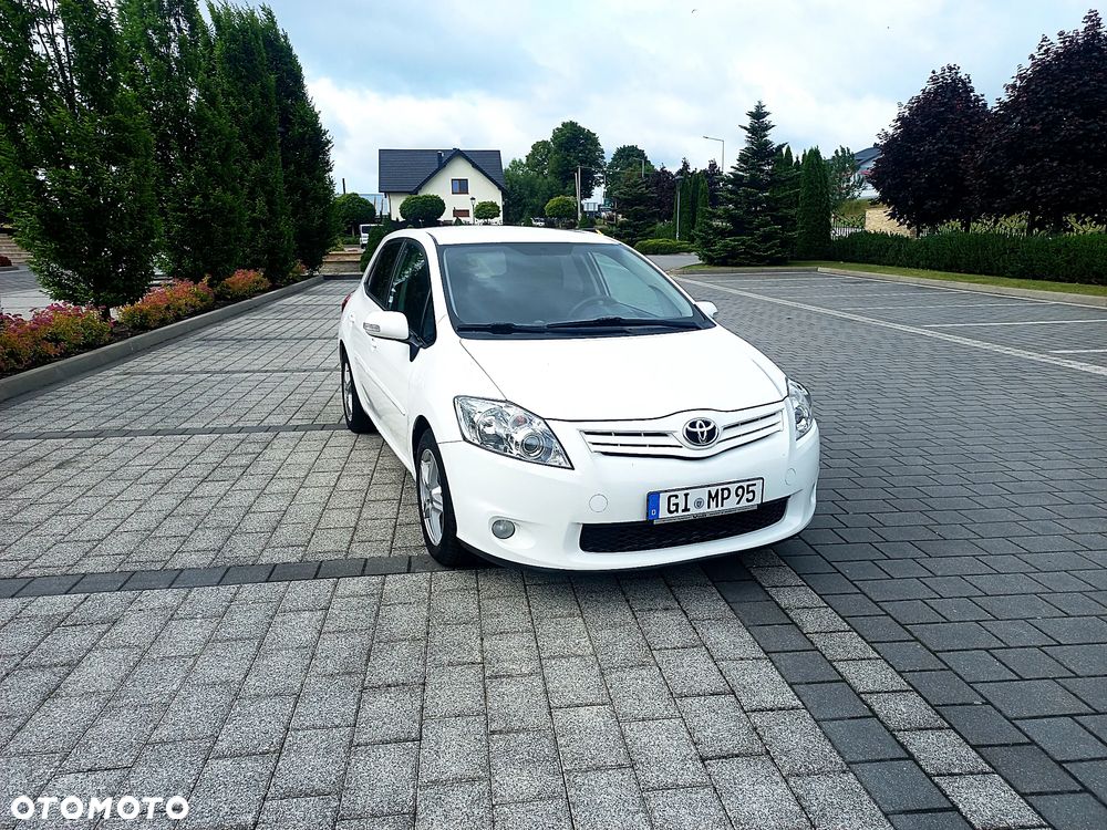 Toyota Auris 1.6 Edition - 13