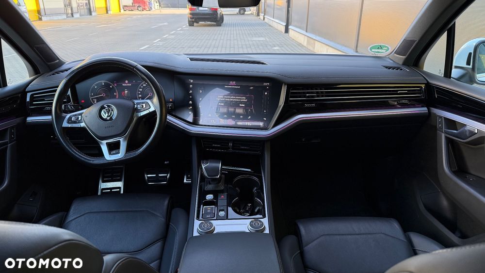 Volkswagen Touareg 3.0 V6 TDI SCR 4Mot R-Line - 23