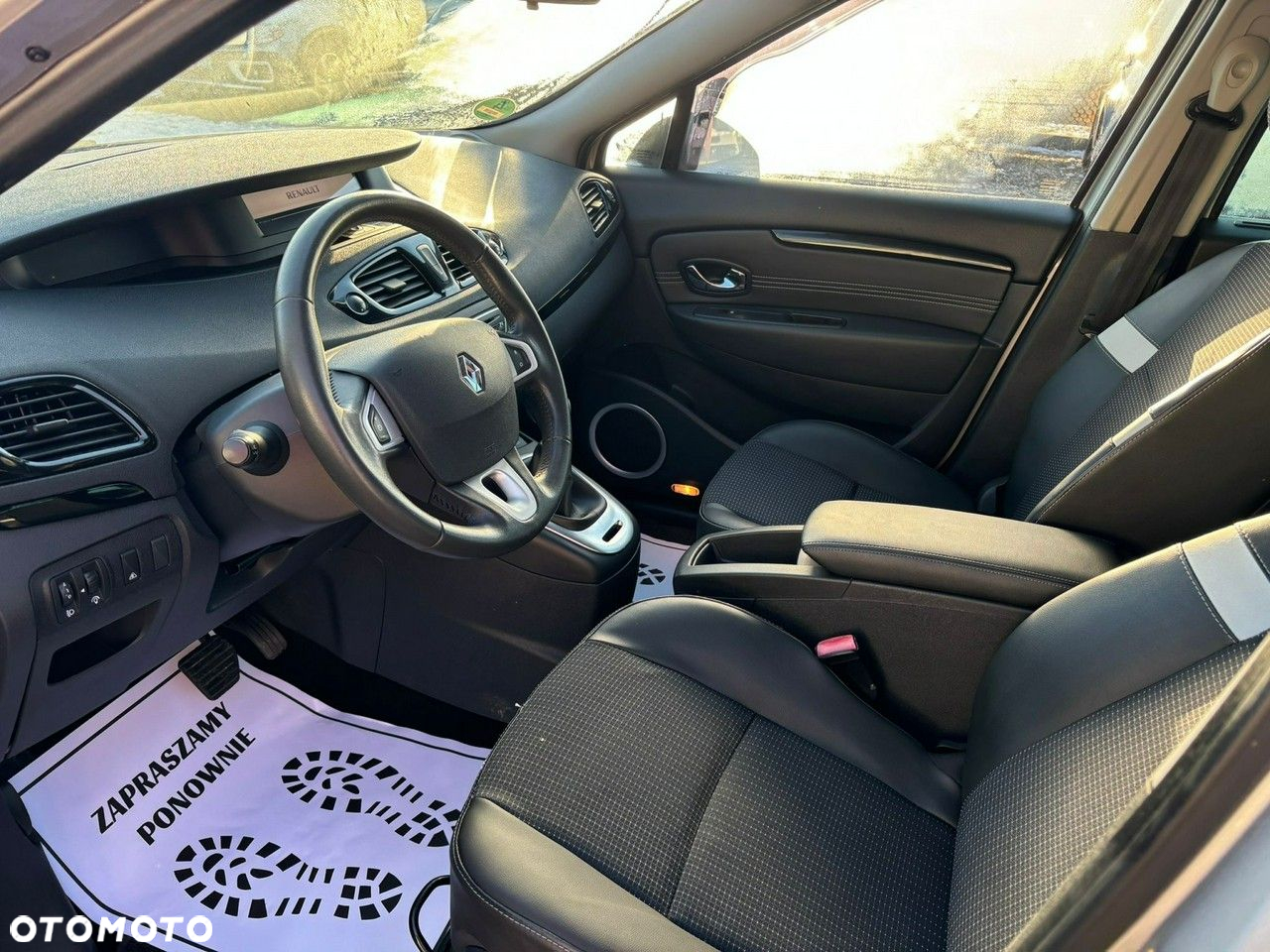 Renault Scenic - 9