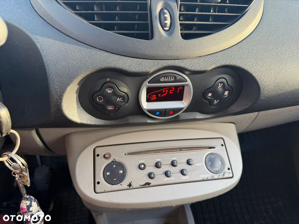 Renault Twingo - 10