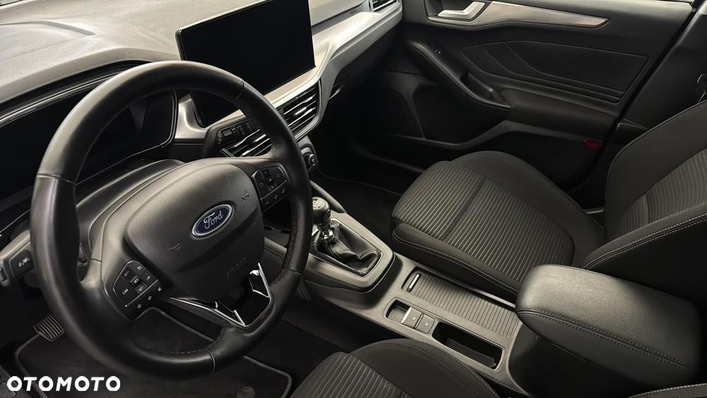 Ford Focus 1.0 EcoBoost mHEV Titanium X - 10