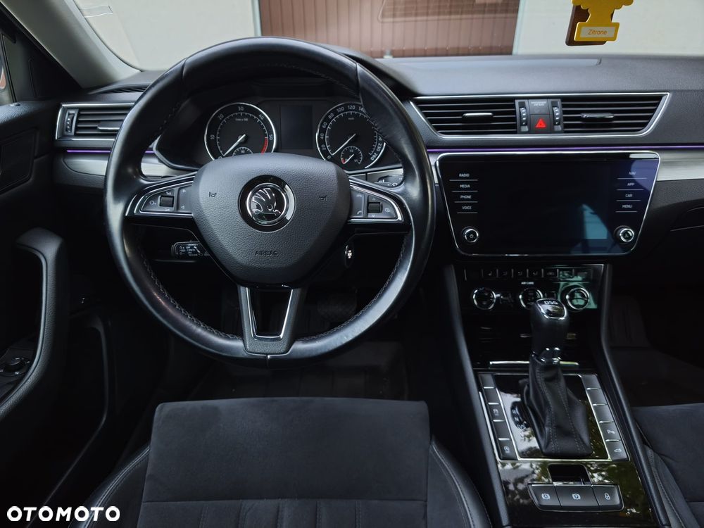 Skoda Superb 2.0 TDI L&K DSG - 5