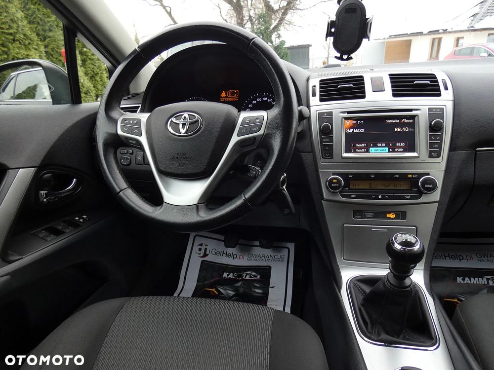 Toyota Avensis 1.8 Premium - 3