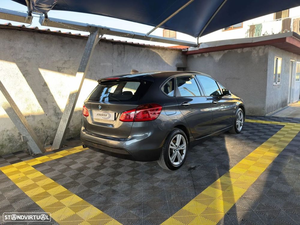 BMW 216 Active Tourer d Line Sport - 4