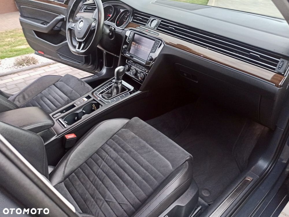 Volkswagen Passat 2.0 TDI BMT Highline DSG7 - 14