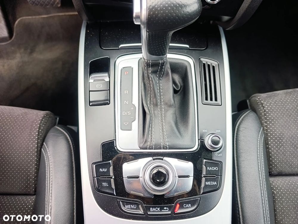 Audi A4 Avant 2.0 TFSI quattro S tronic S line Sportpaket - 25