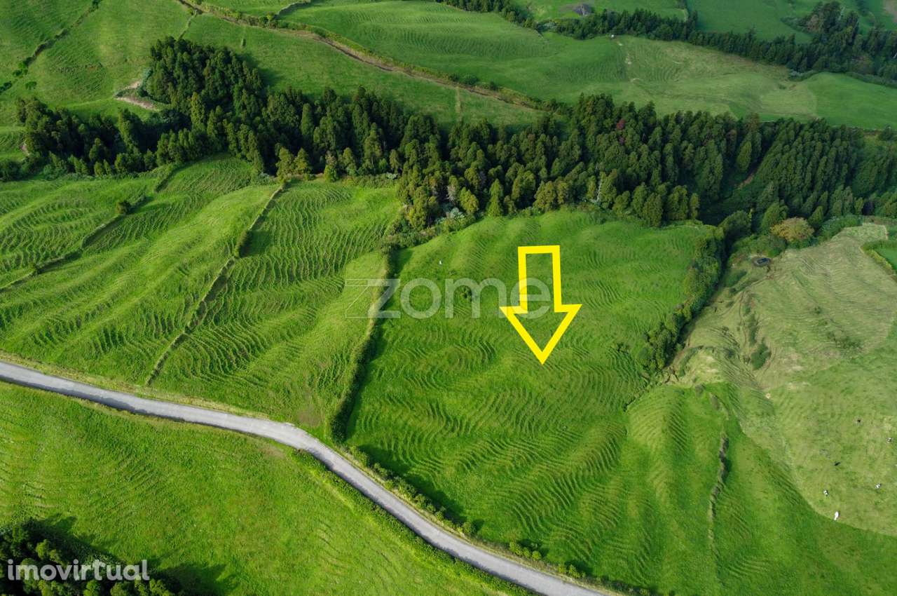 Terreno Rústico com 40.140m2 - Grande imagem: 4/8