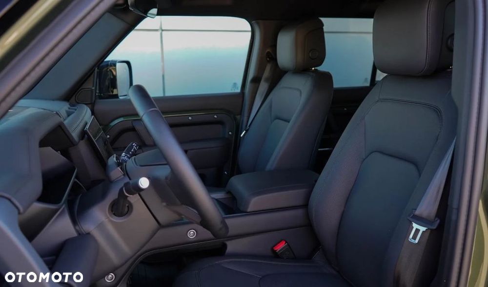 Land Rover Defender 3.0 D350 mHEV X-Dynamic SE - 14
