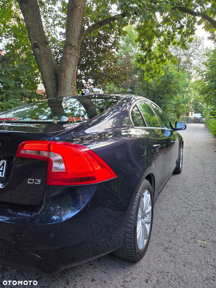 Volvo S60 D3 Drive-E Momentum - 29