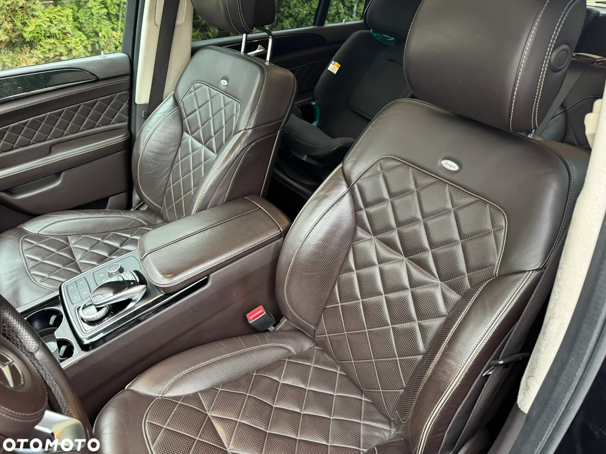 Mercedes-Benz GLS 350 d 4-Matic - 11