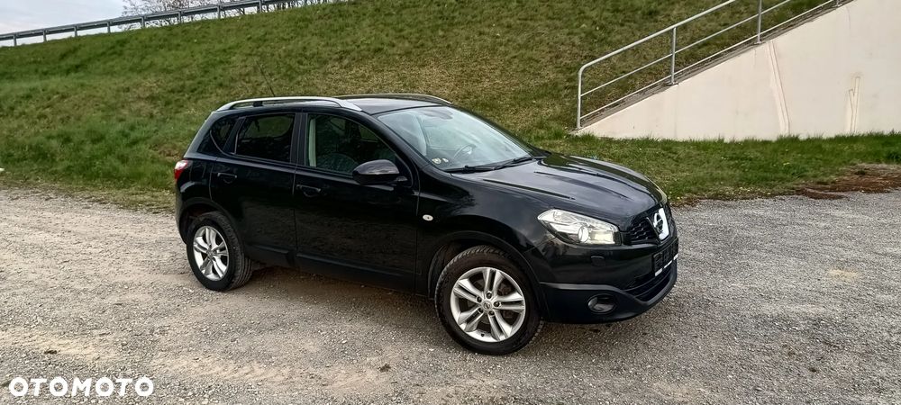 Nissan Qashqai 2.0 dCi 4 x 4 DPF tekna - 15