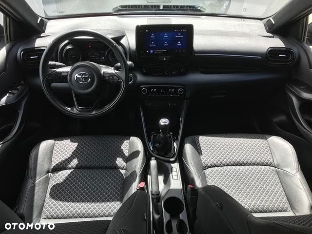 Toyota Yaris 1.5 Style - 5