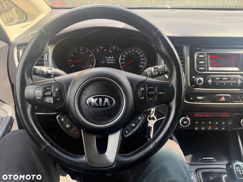 Kia Carens 1.6 GDI Edition 7 - 29