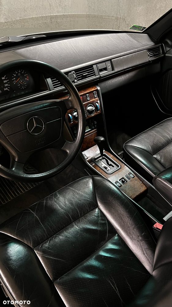 Mercedes-Benz W124 (1984-1993) - 39