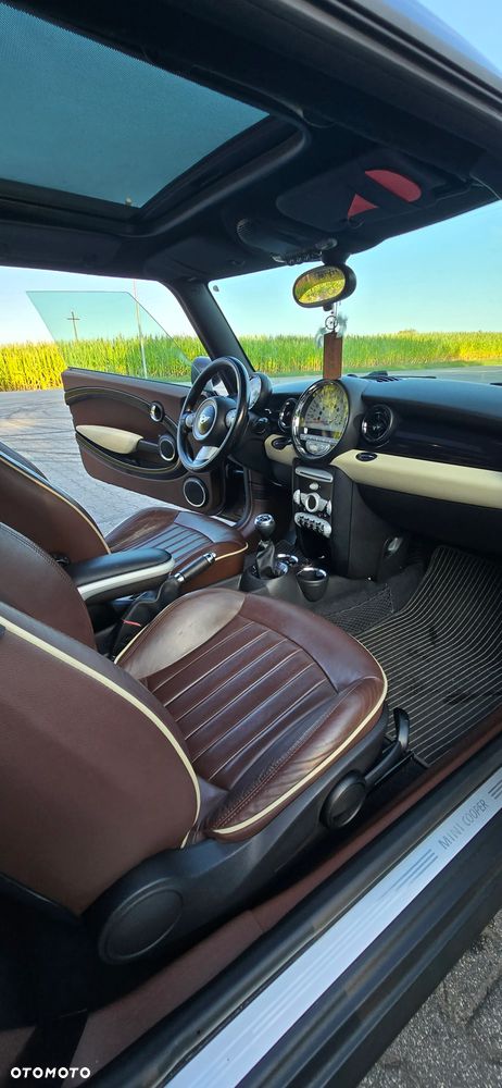 MINI Clubman Cooper D - 12