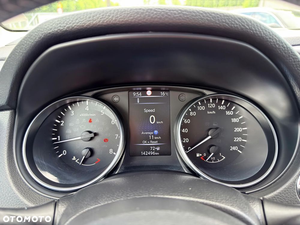 Nissan Qashqai 1.6 DIG-T N-Connecta - 25