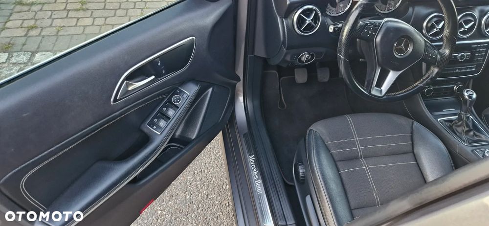 Mercedes-Benz Klasa A 180 Peak Edition - 19