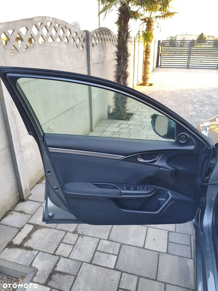 Honda Civic 1.0 i-VTEC Turbo Executive Premium - 9