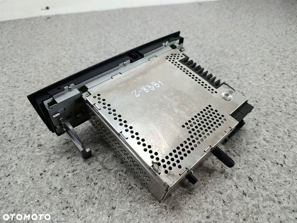 RADIO FABRYCZNE BMW 3 E91 9132214 2.0 D 320d - 4