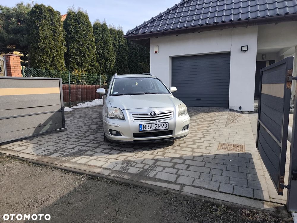 Toyota Avensis 2.0 D-4D Travel - 3