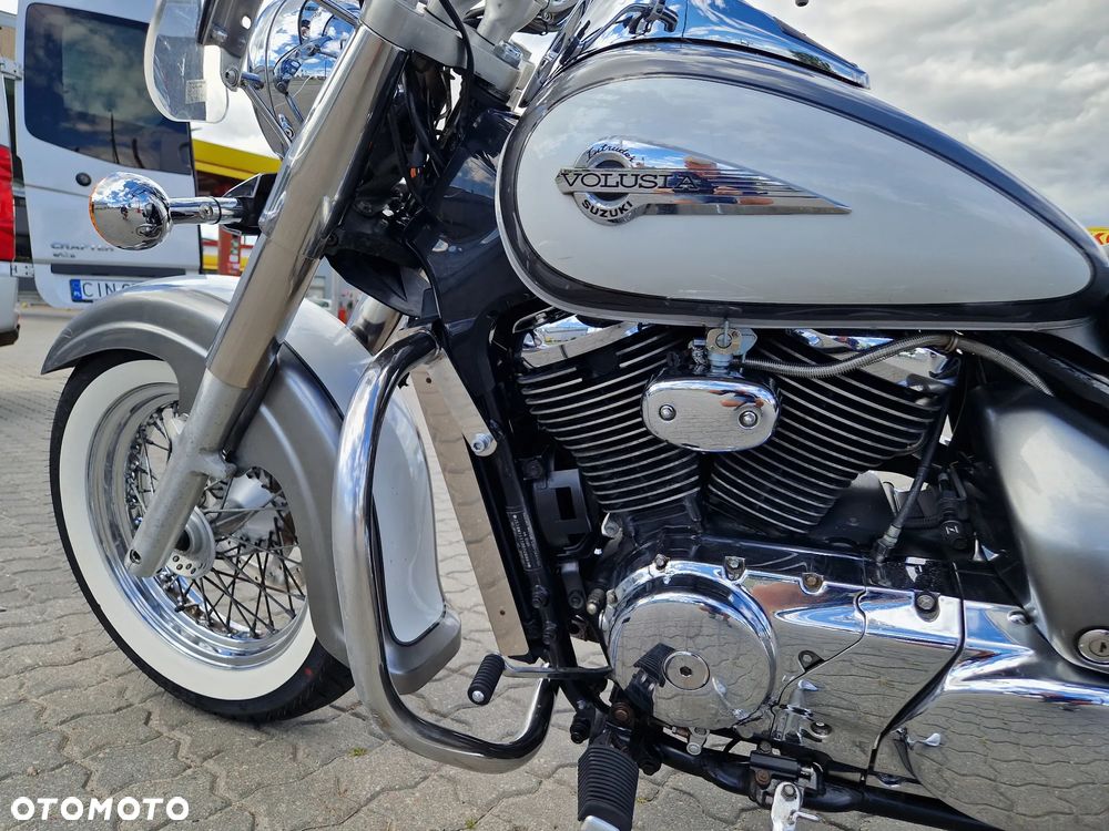 Suzuki VL 800 Volusia - Boulevard C50 - 22