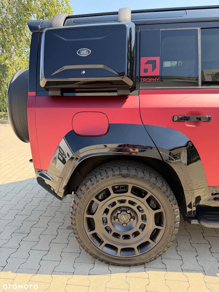 Land Rover Defender 3.0 D250 mHEV S - 12