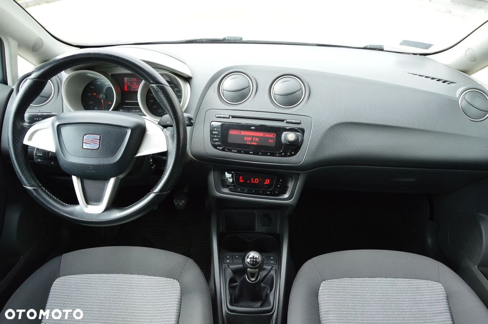 Seat Ibiza 1.4 16V Reference - 17