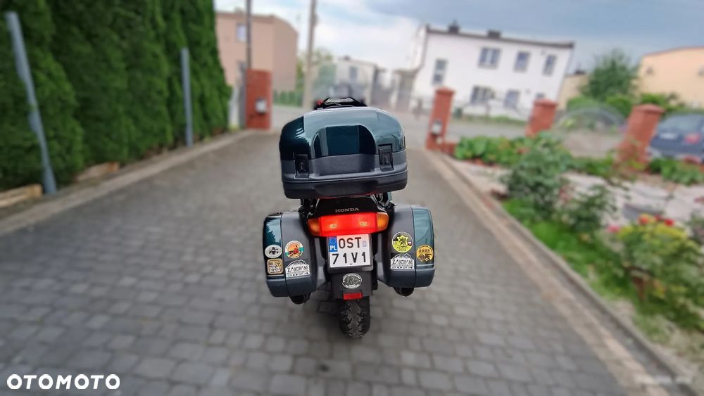 Honda ST - 24
