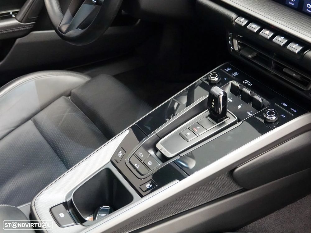 Porsche 911 (992) Carrera S PDK - 33