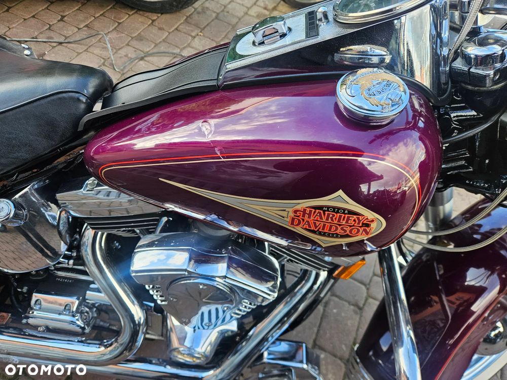 Harley-Davidson Softail Heritage Classic - 23