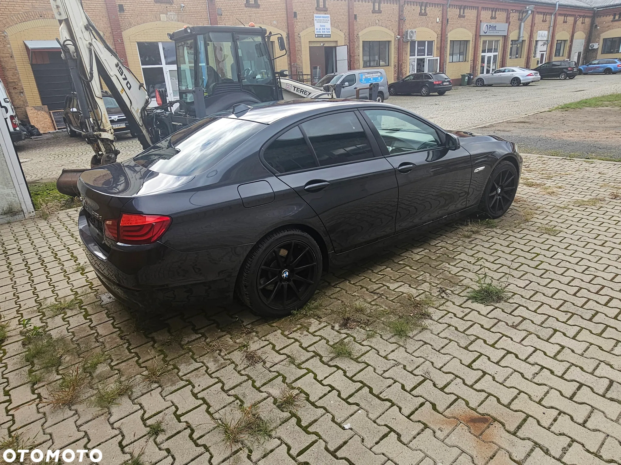 BMW Seria 5 525d xDrive - 4