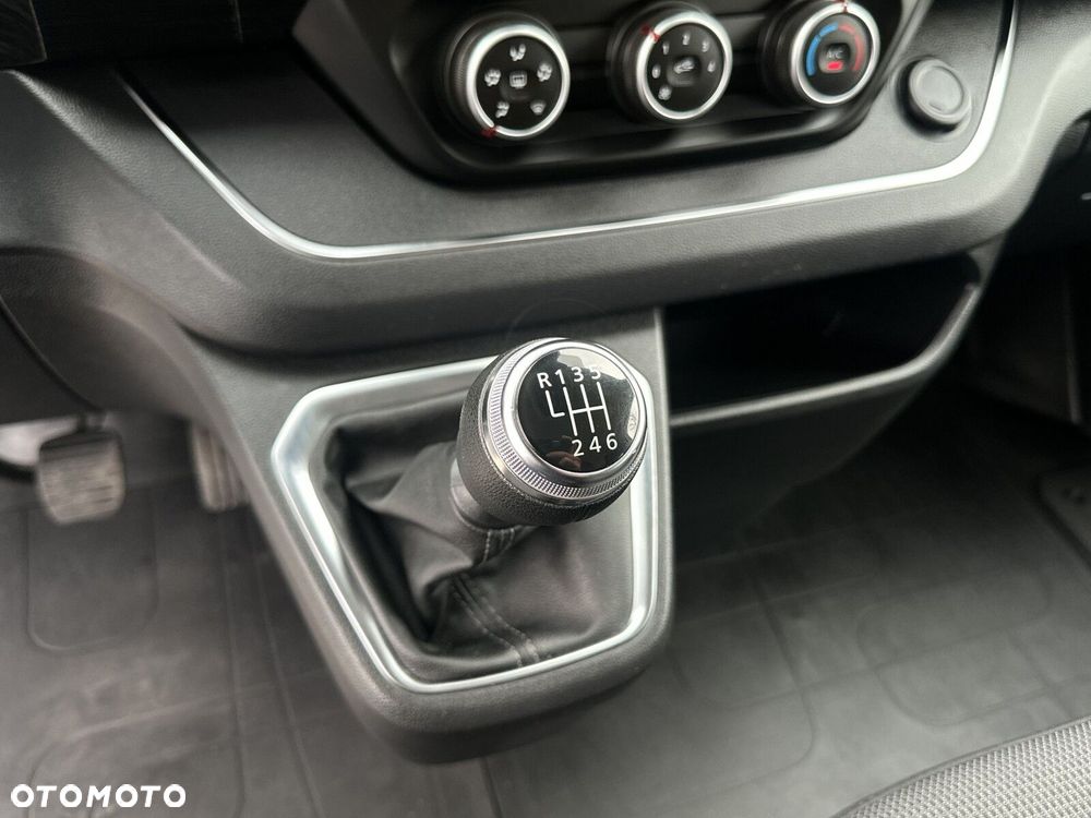 Renault Trafic Kombi 2.0 L2 Pack Clim - 17