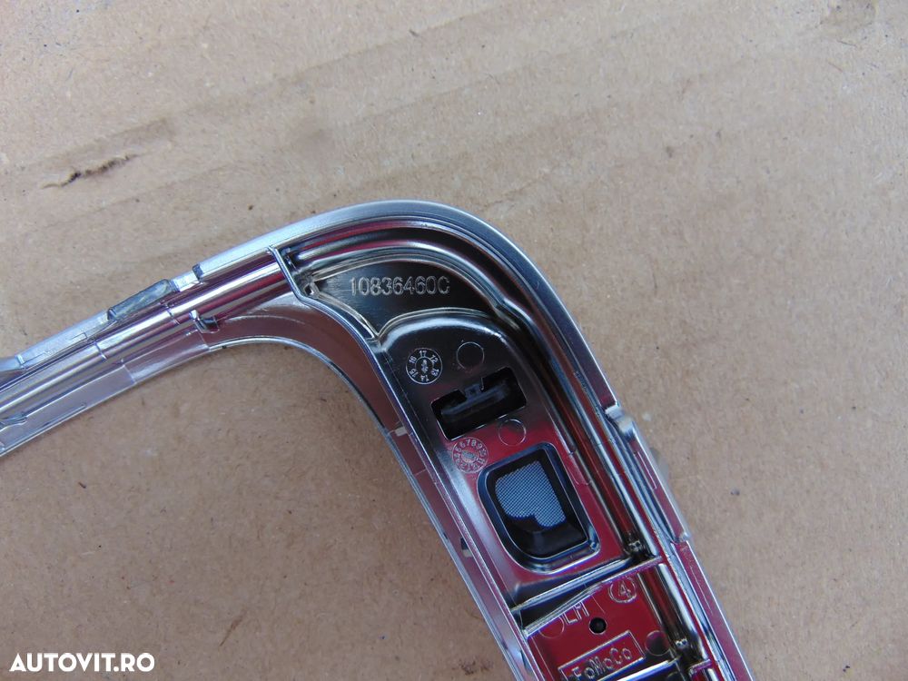Ornament schi,bator Ford Mondeo mk5 an 2014-2022 rama selector viteze crom trim - 3