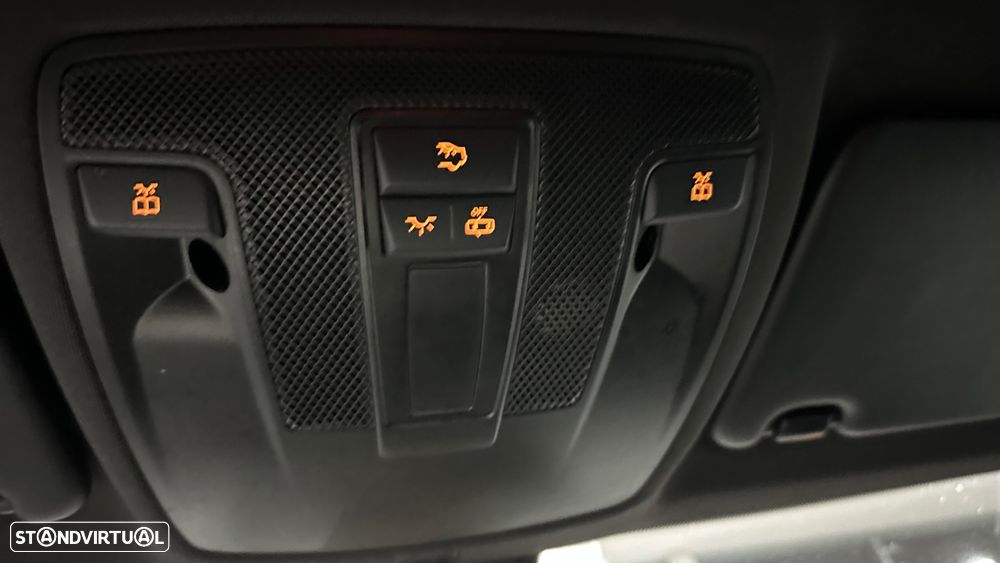 Mercedes-Benz A 200 CDI 4Matic 7G-DCT AMG Line - 15