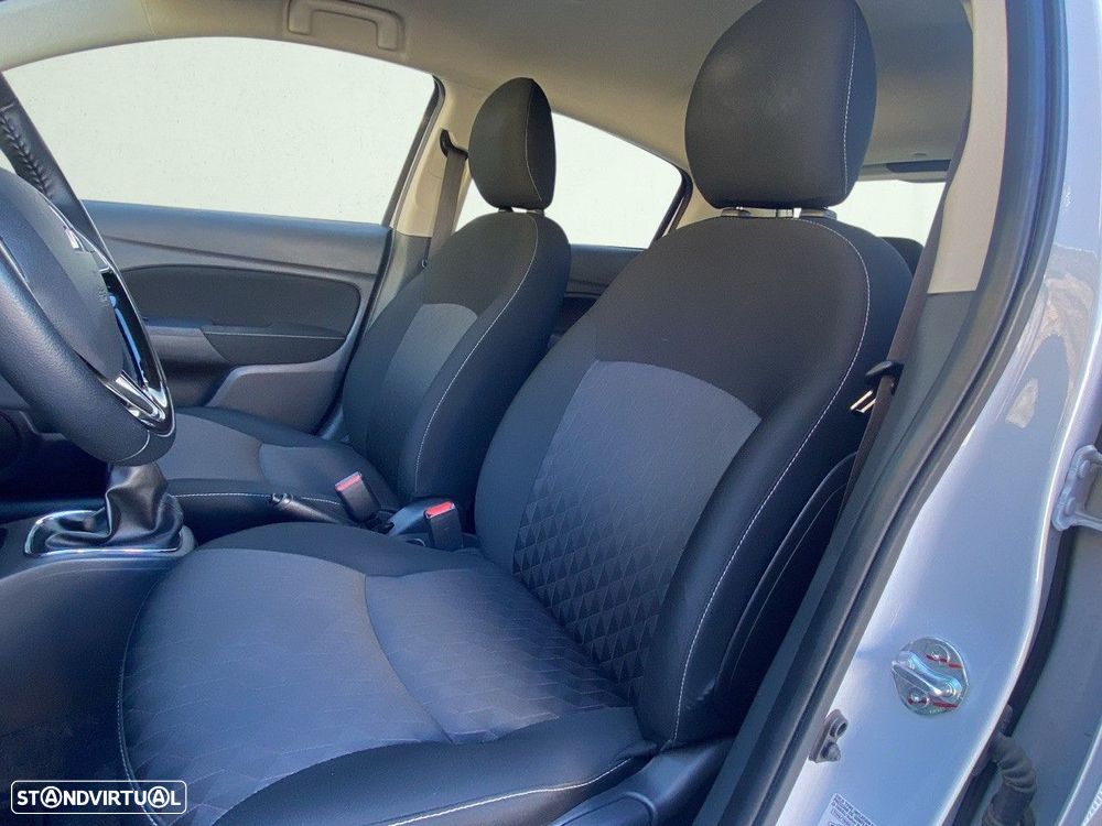 Mitsubishi Space Star - 9