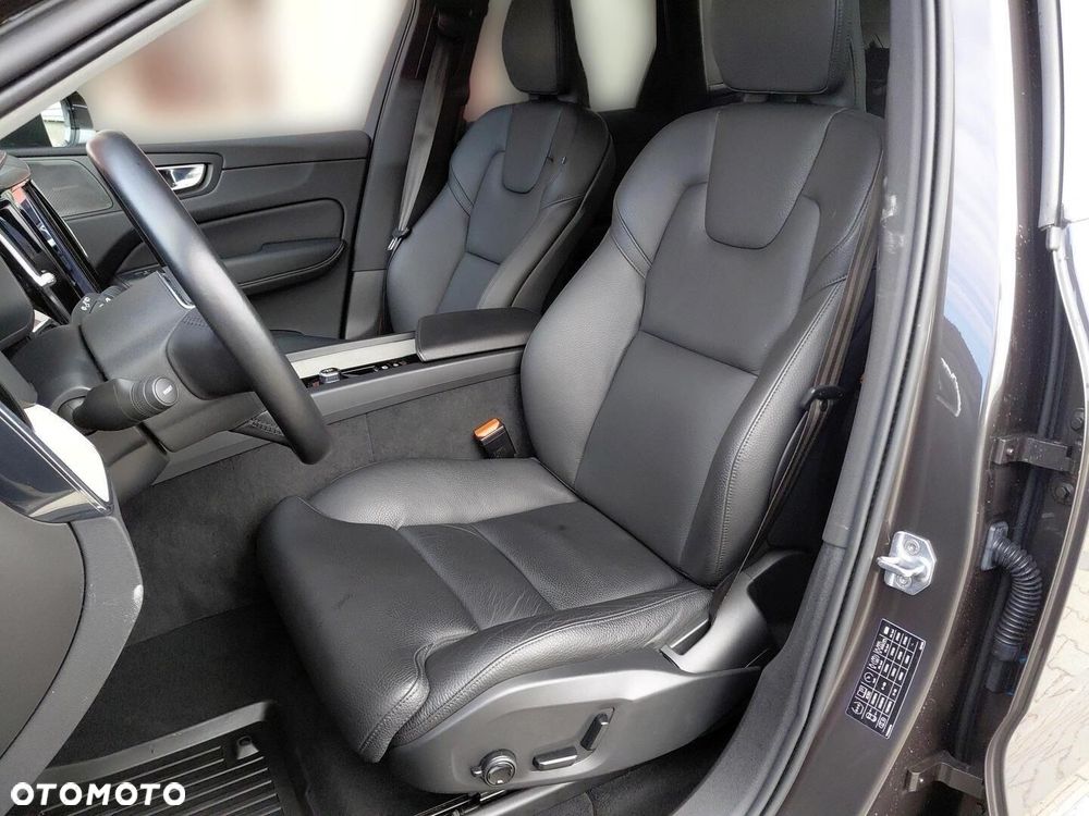 Volvo XC 60 B6 B AWD Inscription - 11