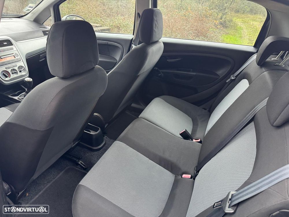 Fiat Punto - 8
