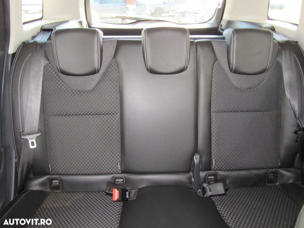Renault Clio - 14